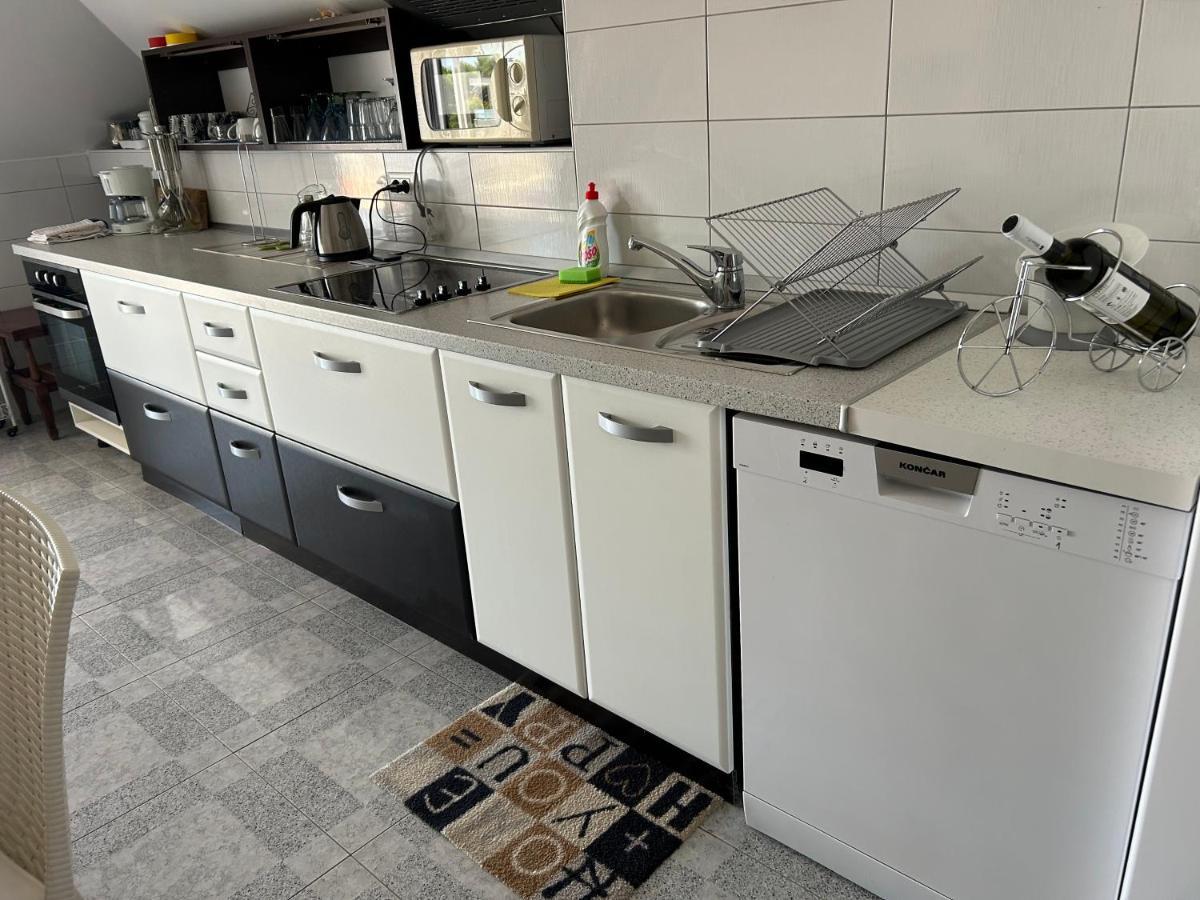 פרומאינה Apartments Sanda 2 מראה חיצוני תמונה