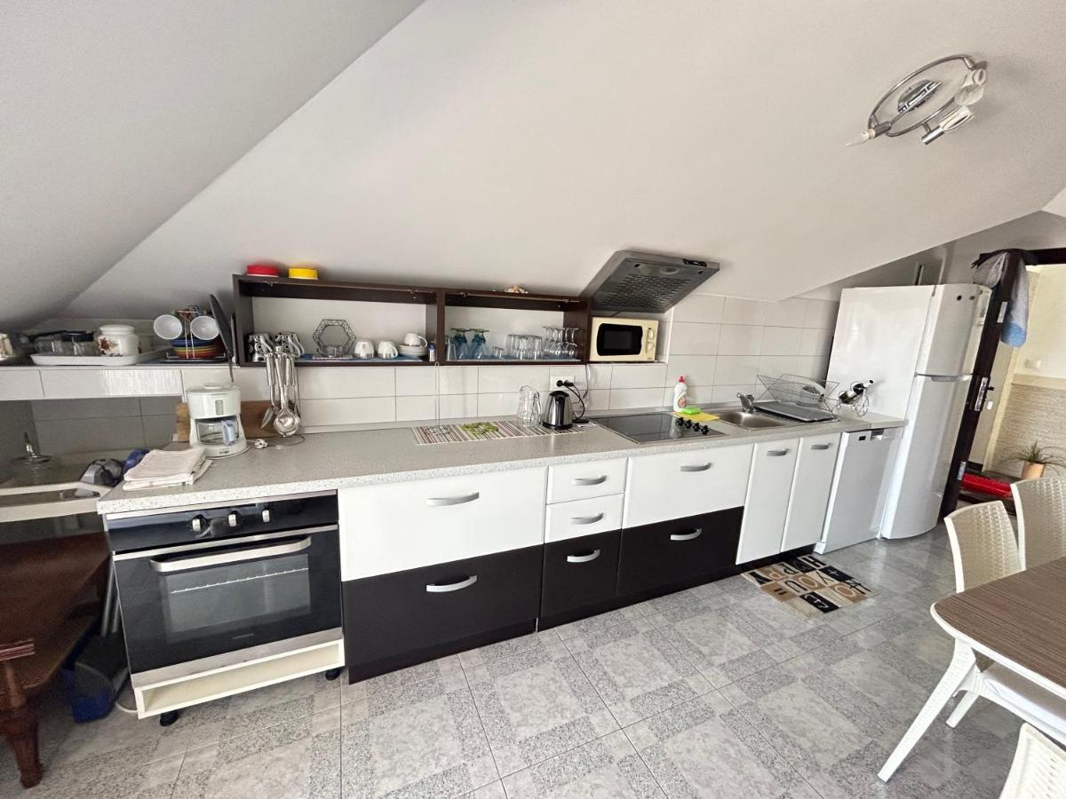 פרומאינה Apartments Sanda 2 מראה חיצוני תמונה