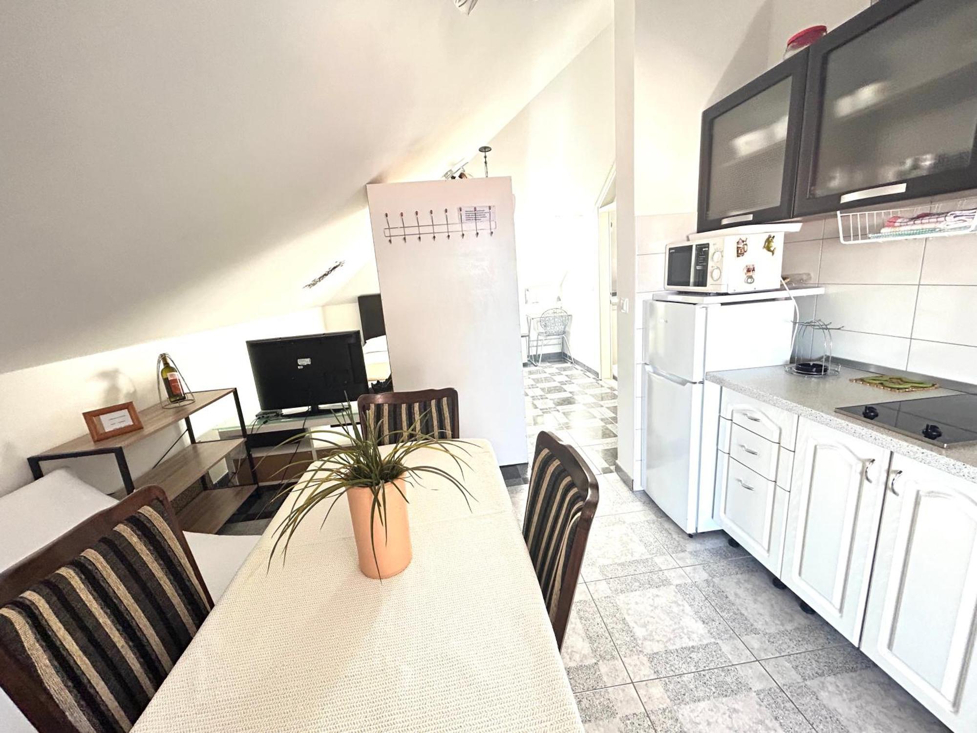 פרומאינה Apartments Sanda 2 מראה חיצוני תמונה