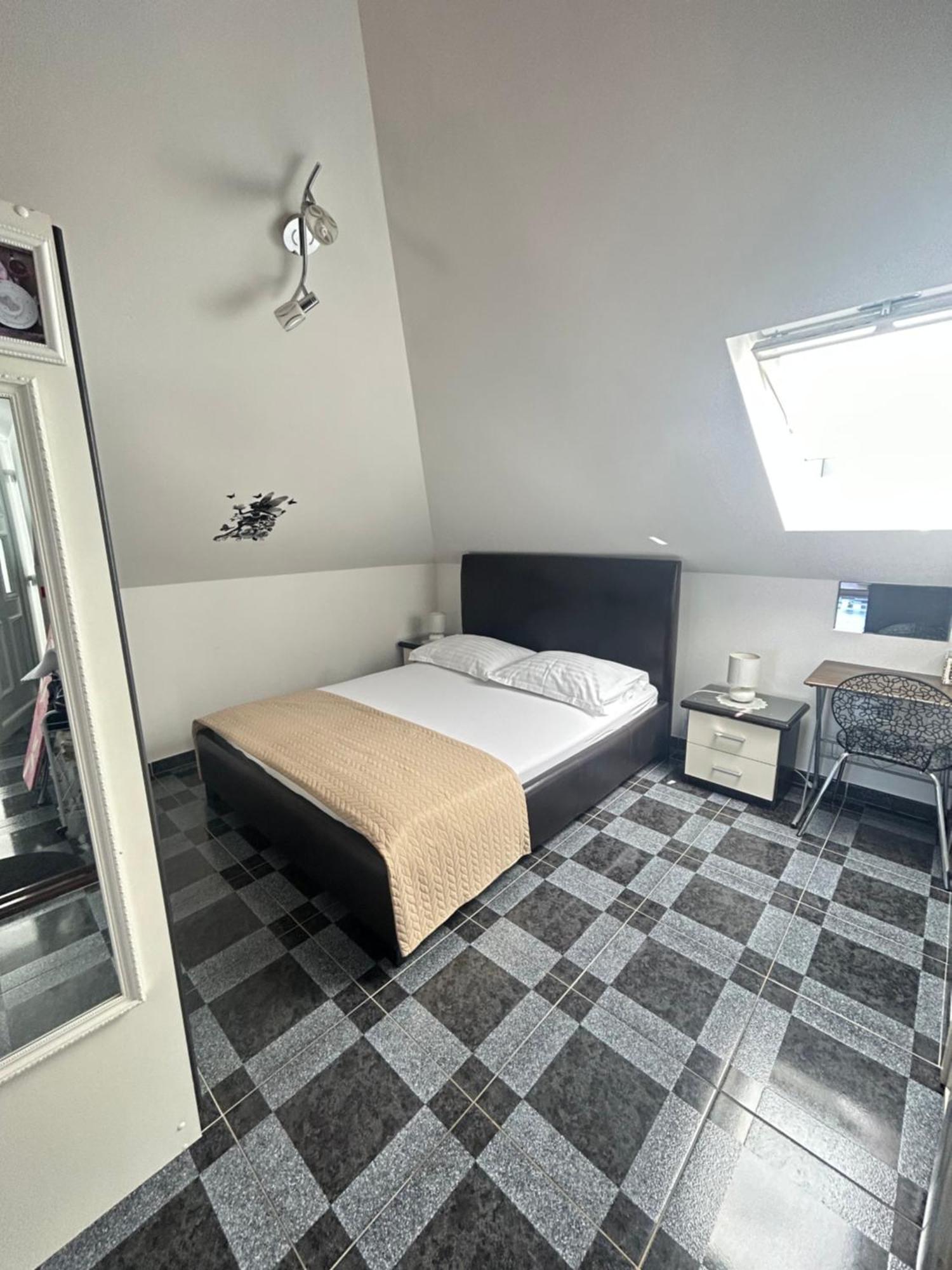 פרומאינה Apartments Sanda 2 מראה חיצוני תמונה